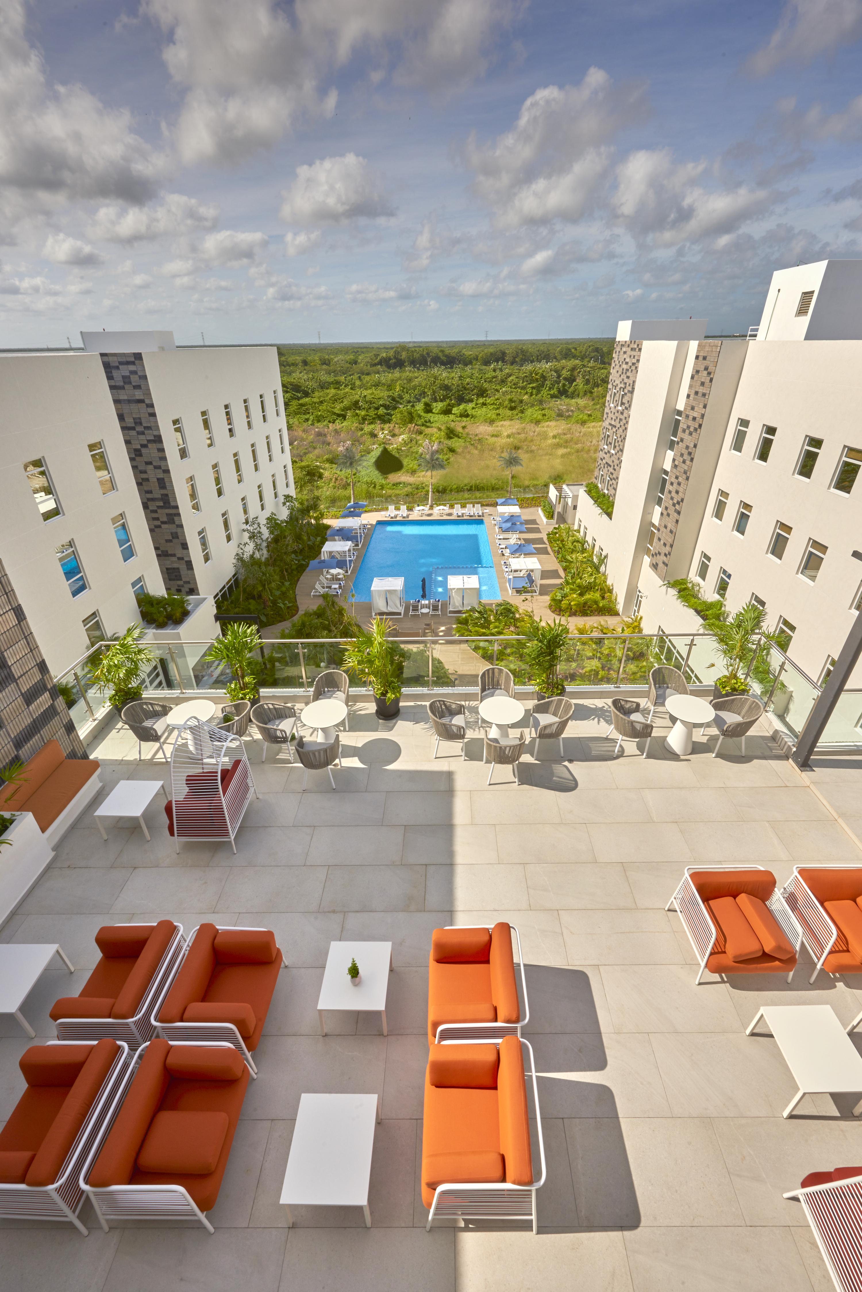 City Express Plus By Marriott Cancun Aeropuerto Riviera Luaran gambar