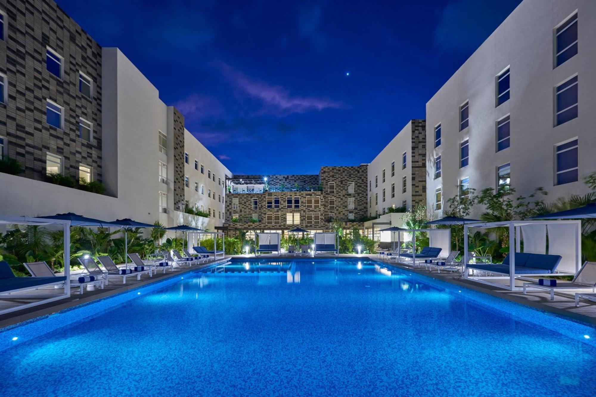 City Express Plus By Marriott Cancun Aeropuerto Riviera Luaran gambar