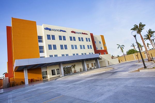City Express Plus By Marriott Cancun Aeropuerto Riviera Luaran gambar